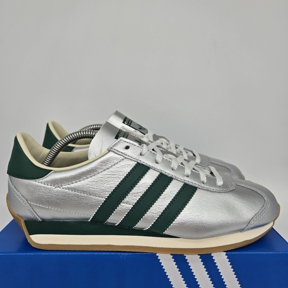 Adidas Country OG Women’s Sneakers Silver Metallic/Collegiate Green Size 7.5 New - Picture 3 of 8